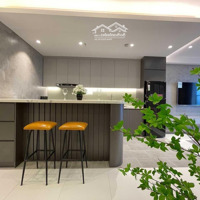 Tôi Chính Chủ Cần Bán Căn Cc Diện Tích 82M2 3N2W Giá Bán 4.8 Tỷ Lh : 0985636251