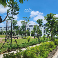 Có Tin Được Không Chỉ 16 Tỷ Có Ngay Căn Bt: 300M2 Tại Hà Nội View: Trường Học Và Gần Cv Cây Xanh