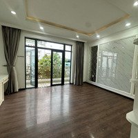 Nhà Mới Xây Hẻm 5M Phạm Văn Chí - 5X16M 4 Phòng Ngủ- Có Sẵn Nội Thất