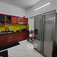 Bán Nhà,Diện Tích40M2, 5 Tỷ Trung Kính, Cầu Giấy