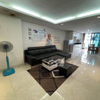 Tôi Chính Chủ Bán Căn Hộ 95,8M2 Golden Land 2 Ngủ 2 Vệ Sinh. Nội Thất Đẹp, Đầy Đủ. Giá Thương Lượng