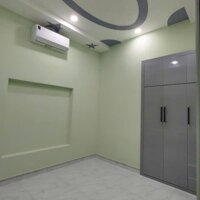 Cho thuê nhà 1/ thạnh lộc 41 , dt : 5x20 m , 1 trệt 1 lầu , 4 pn 5 wc nhà mới sạch sẽ , thoáng mát gần trường học , chợ , gần sông sài gòn , thoáng mát giá thuê 8 tr / tháng