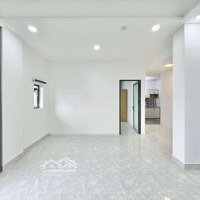 Căn Hộ 1 Phòng Ngủ Siêu Rộng 40M2 - Cửa Sổ Thoáng