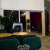 Sang Quán Cafe Quận7 Phong Cách Lougne 200M2 - 950 Triệu. Hđthuê 23 Triệu/Th