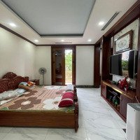 View Ngã 4 Nguyễn Văn Huyên, Mặt Ngõ Kinh Doanh, 70M2, 5 Tầng, Cạnh Công Viên Nghĩa Đô, Ô Chờ Tm