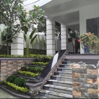 Bán Biệt Thự Sân Vườn Tại Nha Trang, 411M2 Chỉ 15 Tỷ. Liên Hệ: 0977681668