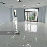 Phòng Trước Ban Công 55M2 Vạn Phúc City. Hầm Để Xe, Thang Máy, Máy Lạnh. Giá Chỉ 9 Triệu/Th