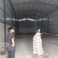 Xưởng 350M2 15 Triệu Và 200M2 10 Triệu