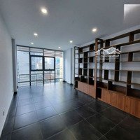 Mt 90M2, 6 Lầu Thang Máy Đường Nguyễn Văn Thương