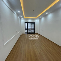 Bán Nhà Phố Vĩnh Phúc- Diện Tích: 40M2 X 5 Tầng-Xây Mới-Ngõ Thông-Sát Phố-50M Ra Ô Tô- Giá Bán 7.85 Tỷ