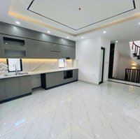 Siêu Phẩm ! Đặng Văn Ngữ , Thang Máy, Gần Hồ, Lô Góc 50M2 6 Tầngmặt Tiền4.5M, Giá Bán 11.25 Tỷ.