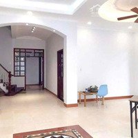 Cho Thuê Villa Có Hồ Bơi & Sân Vườn Rộng Đường Phùng Khắc Khoan Quận 1