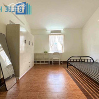 Khai Trương Căn Hộ 2 Phòng Ngủ70M2 Gần Cư Xá Trần Quang Diệu