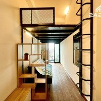 Trống Phòng Duplex Ban Công Đi Bộ Qua Đại Học Công Nghiệp