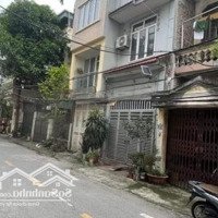 Bán Nhà Tân Mai-Lô Góc-Ôtô Tránh-Kinh Doanh:40M5T, 8.X Tỷ. 0943390960