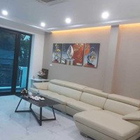 Cho Thuê Nhà Đường Trung Kính, Yên Hòa, Cầu Giấy.diện Tích70M2, 5 Tầng,Mặt Tiền6M. Ô Tô Đỗ Cửa. Giá 35 Triệu/Th