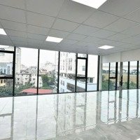 Cho Thuê Văn Phòng Cực Đẹp 125M2 Giá Chỉ 22 Triệu Phố Chính Kinh, Thanh Xuân