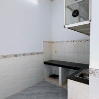 Bán nhà cấp 4, sổ hồng riêng, khu hiệp thành 45, dt: 3,5 x 17 . 2pn, 1wc, 1p khách và bếp rộng rãi