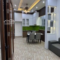 Đại Từ - Đại Kim, Nhà 5 Tầng Mới Đẹp, Ở Ngay, Nhỉnh 6 Tỷ.