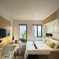 Căn Hộ Balcony Phong Cách Sang Trọng Tone Màu Sáng, Máy Giặt Riêng Ngay Đảo Kim Cương, Quận 2