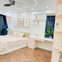 Chính Chủ - Giá Tốt - Cầu Giấy - 90M2 2 Phòng Ngủ- Giá Chỉ 5,7X Tỉ ( Bao Phí )