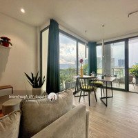 Cho Thuê Penthouse , Bồn Tắm Nằm , Ban Công Rộng View Thành Phố . Gần Sala , Đảo Kim Cương , Q1