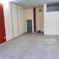 Chính Chủ Cho Thuê Nhà Kdoanh 40M2; Ngõ 279 Doi Can