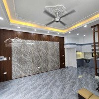 Bán Nhà Riêng 42M2 5Tầng Tại Thanh Trì Hn. Chủ Nhà Rất. Có Lộc.