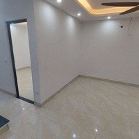 Nr 63M2, 2 Phòng Ngủ 1 Vs, Gần 99 Định Công Hạ, 5.5 Triệu/Th