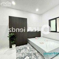 Phòng Studio Mới 100% - Sẵn Nội Thất Ngay Lạc Long Quân - Có Thang Máy