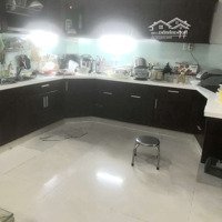 Cho Thuê Nhà Mặt Tiền Đường Quảng Hiền, P11, Q Tân Bình. 4 Phòng Ngủ 4Wc