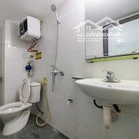 Trống 1 Phòng Tại Xuân La 30M2 - Ở Được Luôn