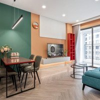 Cho Thuê Căn Hộ Saigon Royal 2 Phòng Ngủ 2 Vệ Sinh88M2, View Thoáng, Full Nội Thất Cao Cấp