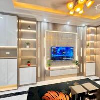 BÁN GẤP-TÂY HỒ-40M2-GẦN PHỐ-3 BƯỚC RA HỒ-NHỈNH 6 TỶ-FULL NỘI THẤT