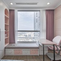 Chính Chủ Đi Định Cư Bán Lỗ Căn Hộ 3 Phòng Ngủ 126M2 Giá Chỉ 9 Tỷ Vinhomes Central Park View Đẹp