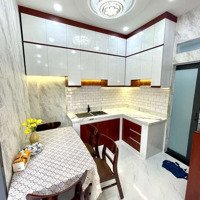 Nhà Phốhẽm Xe Hơiquang Trung