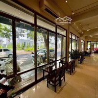 Mp Kinh Doanh Cafe.lô Góc 2 Vỉa Hè.viêw Vườn Hoa,Kinh Doanh Thang Máy Xịn, Điện Năng Lượng Măt Trơi