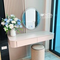 Nhà Đẹp Dân Xây Nội Thất Cao Cấp Sân Để Xe Riêng Khoá Vân Tay