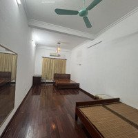 Cần Bán Nhà Riêng Với Giá Nhỉnh 6 Tỷ Tại Hạ Đình, Thanh Xuân, Diện Tích: 40 M2 Và 3 Phòng Ngủ, Mua Là Lãi.