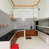 CHÍNH CHỦ CẦN BÁN GẤP - NHÀ GẦN CHỢ HƯNG LONG - 90m2 GIÁ 870 Triệu