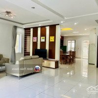 Cơ Hội Đầu Tư Biệt Thự 300M2 Ngay Trục Chính Giá Chỉ 10,5 Tỷ Tại Oasis, Thuận An, Bd