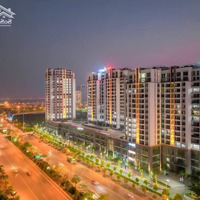 Udic Westlake - 168M2 Tầng Cao View Lotte Hồ Tây. Giá Bán 56 Tr/M2 Full Đồ.sổ Đỏ Chuyển Nhượng Ngay