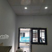 Nhà Mới Nhà Đẹp Chỉ 12,5 Triệu 1 Tháng Mặt Tiền Đường Lê Ngã 3 Phòng Ngủ 2 Vệ Sinh, P Bếp, Khách