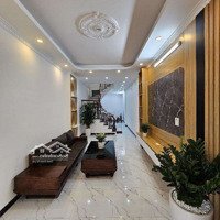 Bán Nhà 43,5M2 Xây 4 Tầng Mới, Full Nội Thất Sang Trọng Tại Phố Trạm.