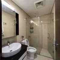 Siêu Hot Cho Thuê Hà Nội Paragon 2 Ngủ Full Đồ 90M2 Giá 14 Triệu/Th Vào Được Luôn Liên Hệ: 0976.215.450