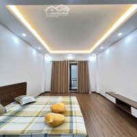 Cho Thuê Nhà Nguyễn Chí Thanh.diện Tích40M2, 5 Tầng. 15 Triệu. Full Đồ