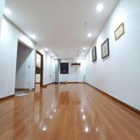 Bán CHCC tòa B Hateco Hoàng Mai. 80m2, 2PN, 2VS, Sát Hồ Yên Sở giá 3,79 tỷ, LH: 0964799535