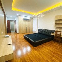 Nhà Nguyên Căn 50M2 5 Tầng Mới, Có Thanh Máy