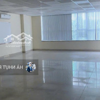 Cho Thuêmặt Tiềnhoa Lan,Phú Nhuận,Giá 135 Triệu/Tháng,Diện Tích8X18M,1 Hầm 1 Trệt 3 Lầu Suốt+St,3Wc