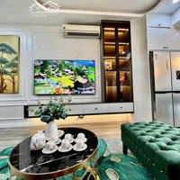 Bán Căn Hộ Chung Cư Tại Tòa Goldseason 47 Nguyễn Tuân Diện Tích 100M2 Giá 70 Triệu/M. Liên Hệ: 0349200528